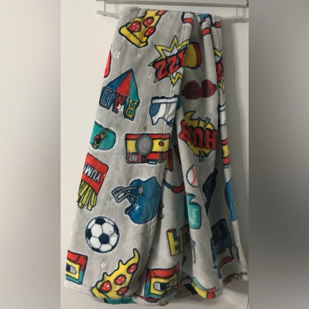 Colorful Novogratz Kids Decorative blanketThrow.50”X60”